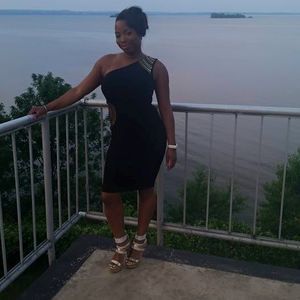 Meet your Posher, Crystal